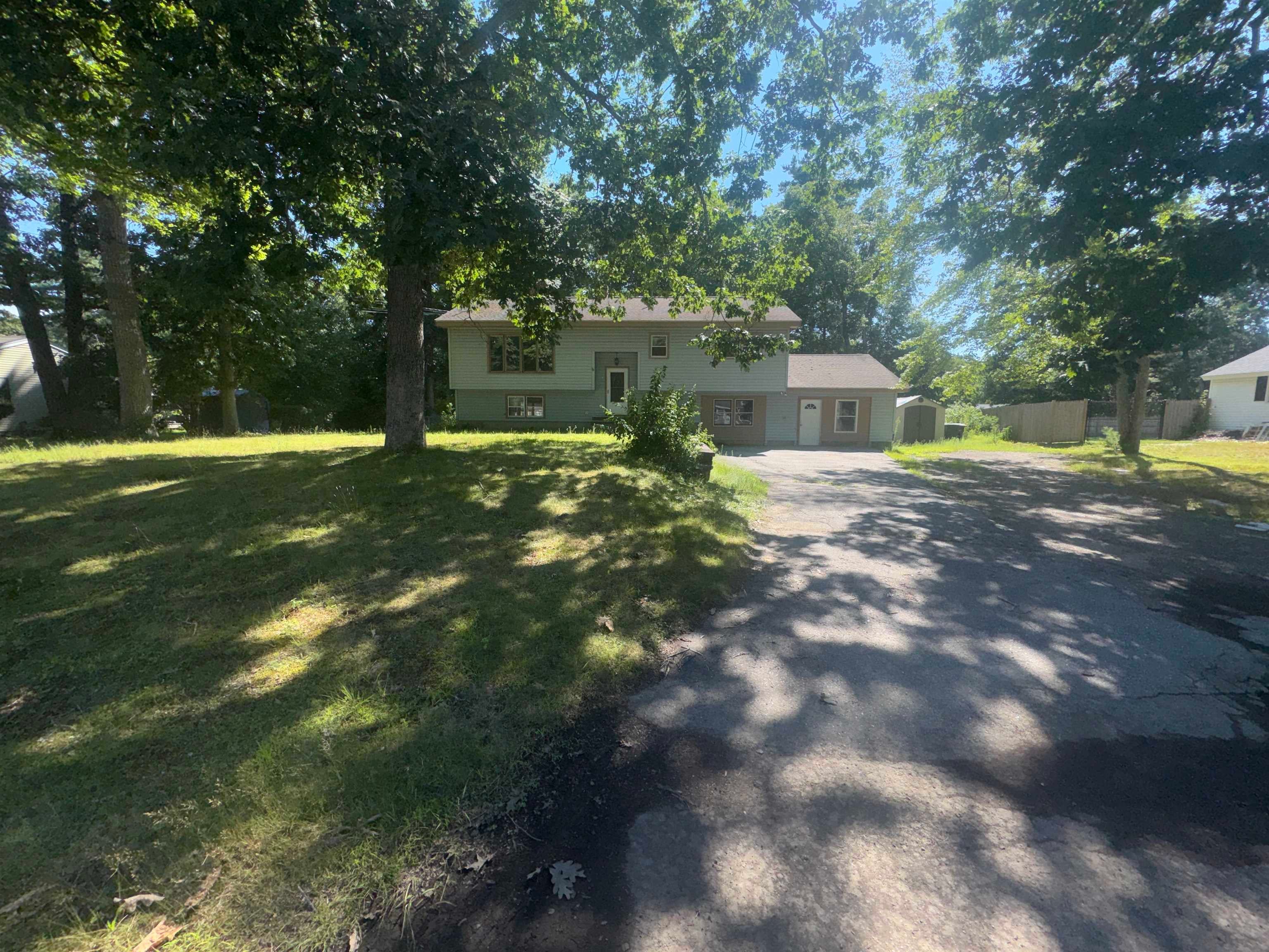 8 Lamson Drive