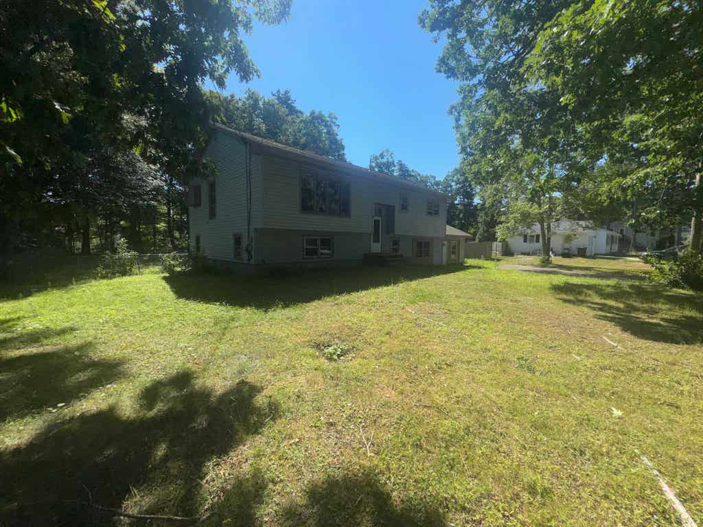Photo of 8 Lamson Drive, Merrimack, NH 03054 (MLS # 5103567)