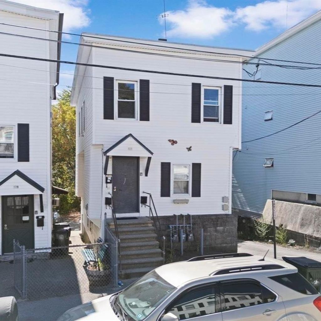 Photo of 377 Manchester Street, Manchester, NH 03103 (MLS # 5082071)