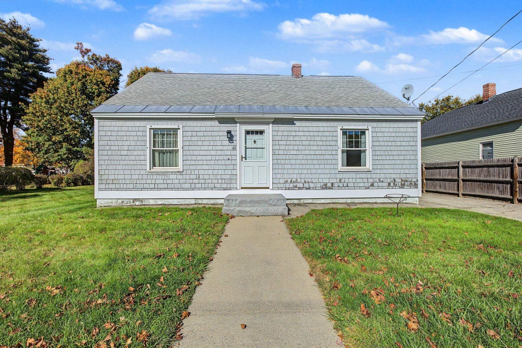 Photo of 68 Burke Street, Nashua, NH 03060 (MLS # 5115364)