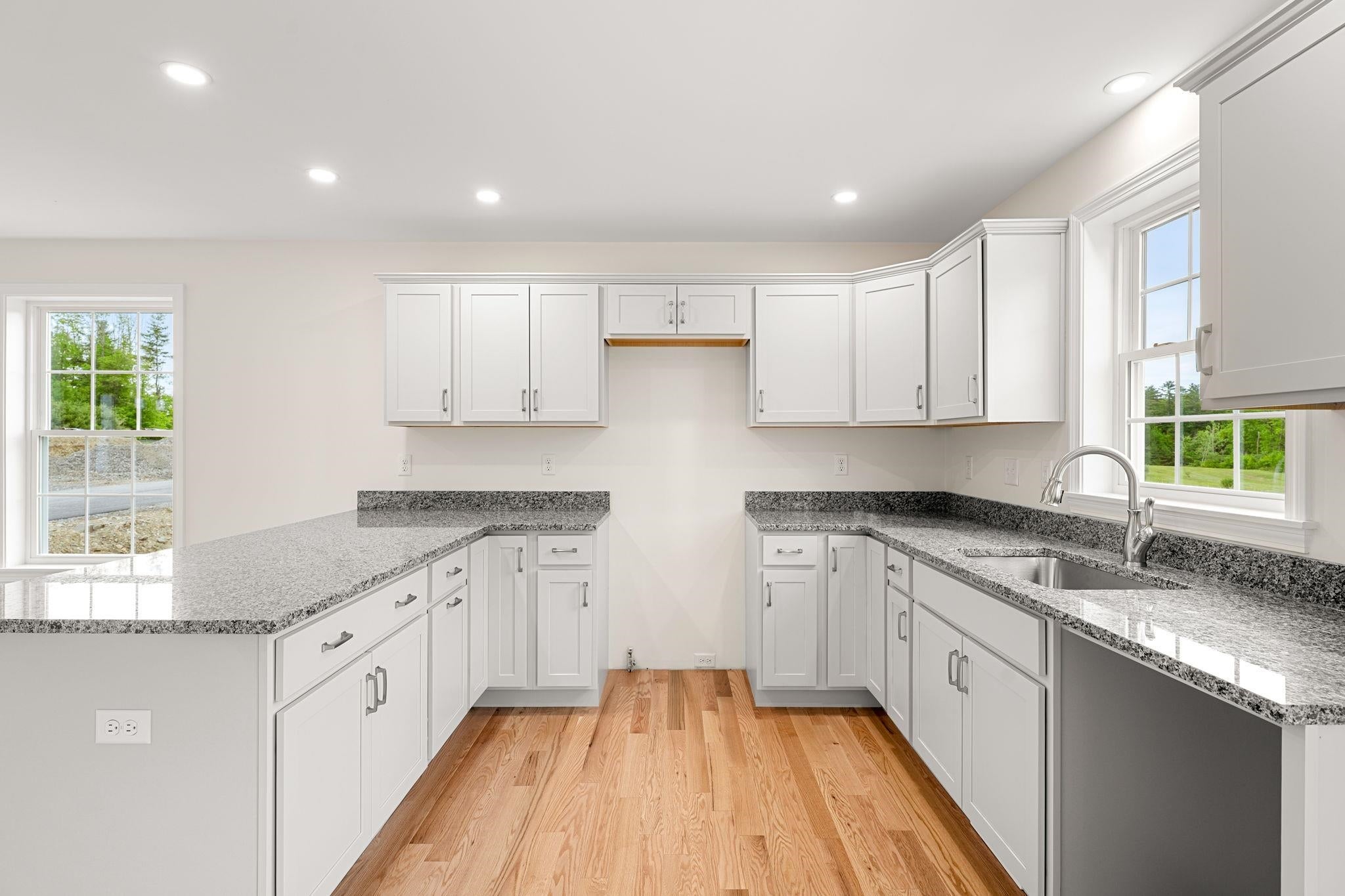 Unit 7 Violette Drive