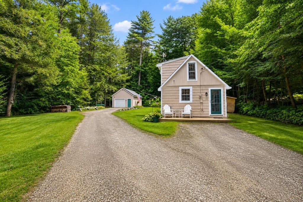 Photo of 106 Pine N Street, Bridgewater, NH 03222 (MLS # 5108061)