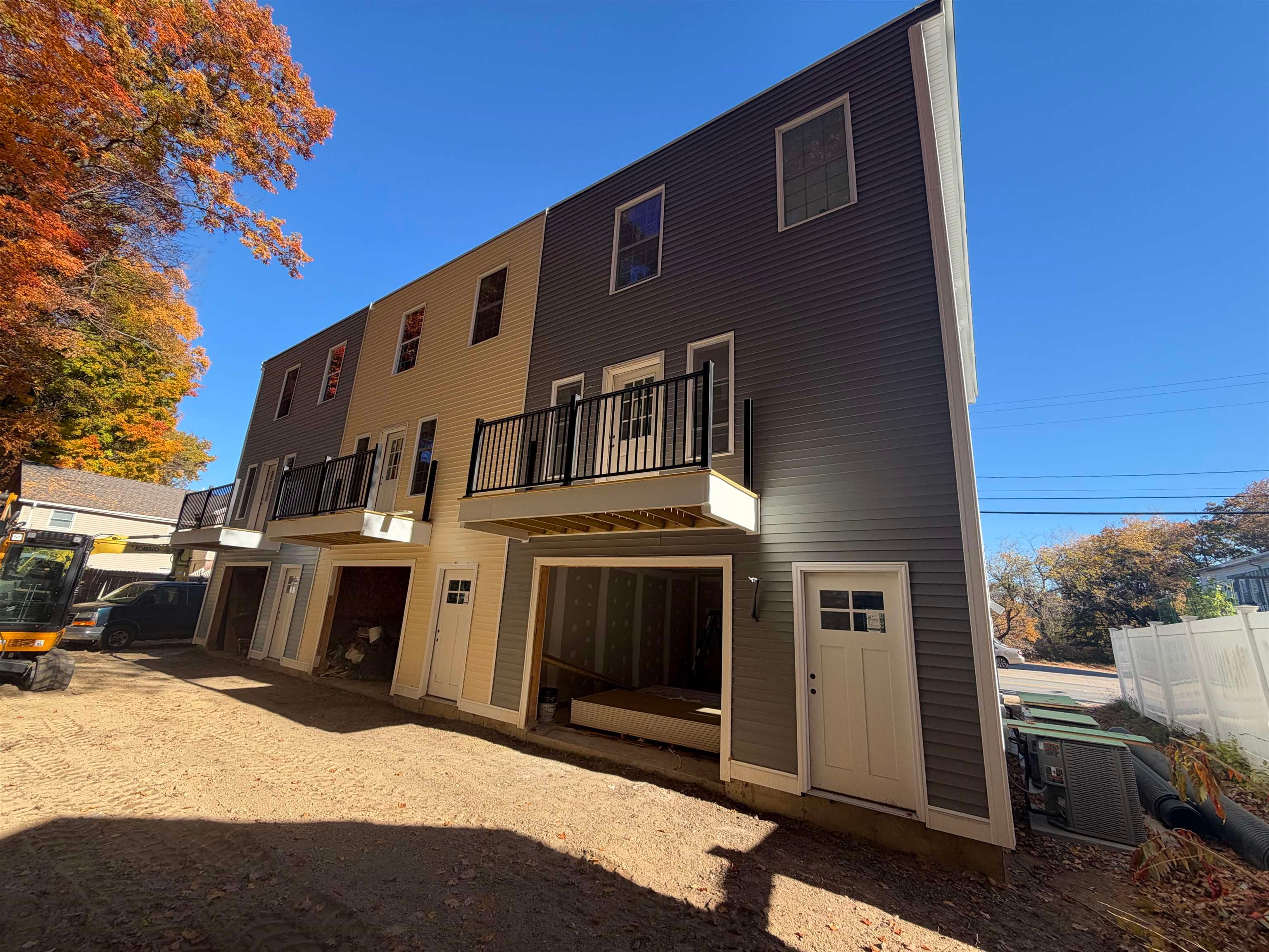 298 Front Street