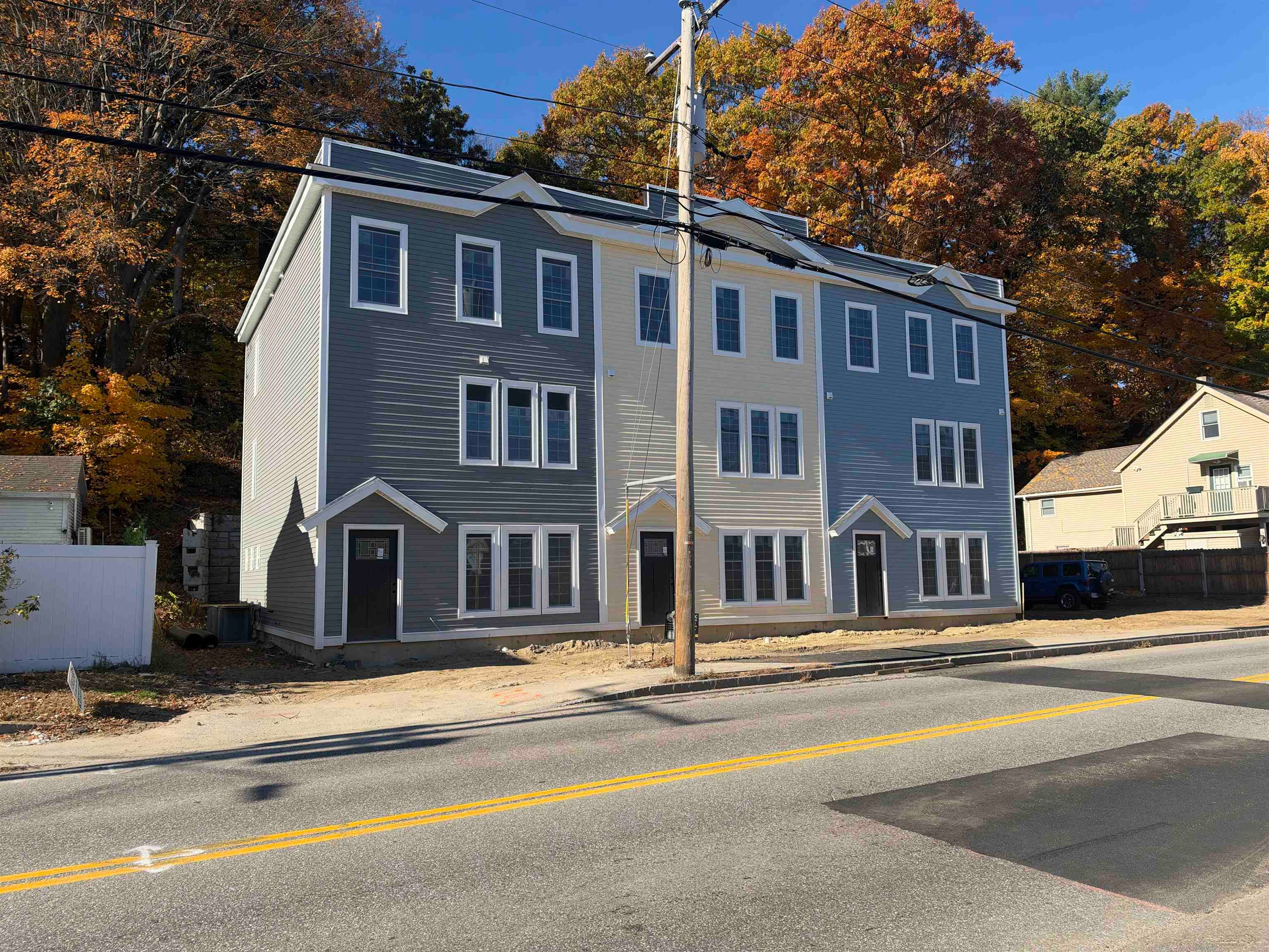 298 Front Street