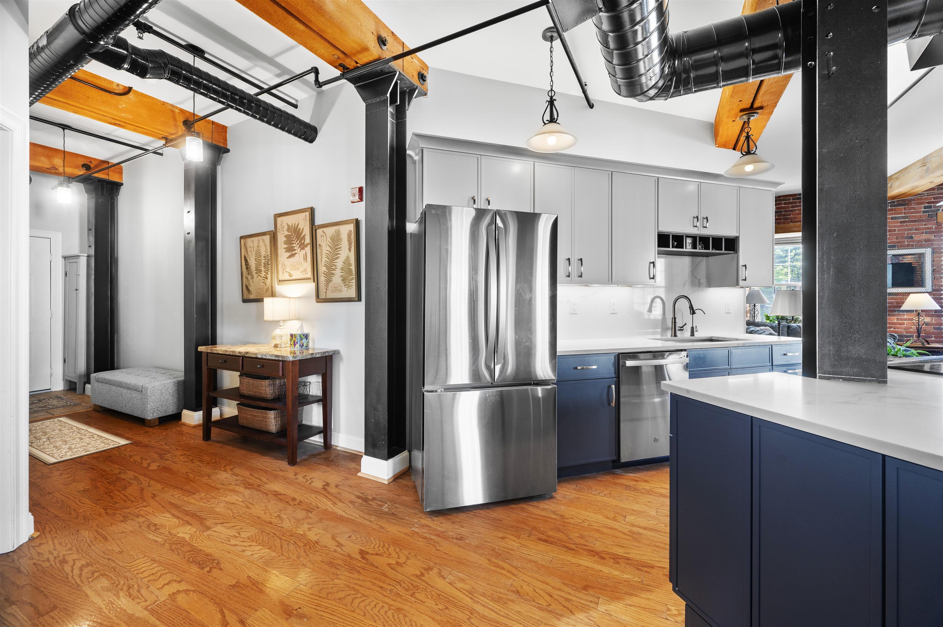 6 Bay Road Unit 9