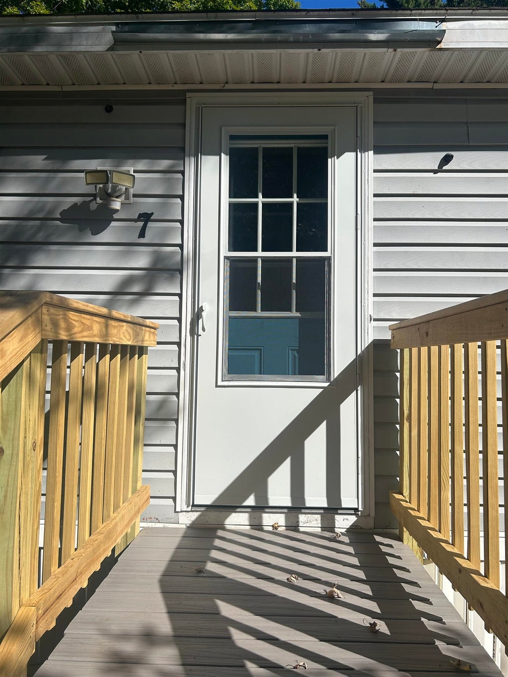Photo of 7 Hemlock Drive, Danville, NH 03819 (MLS # 5109531)