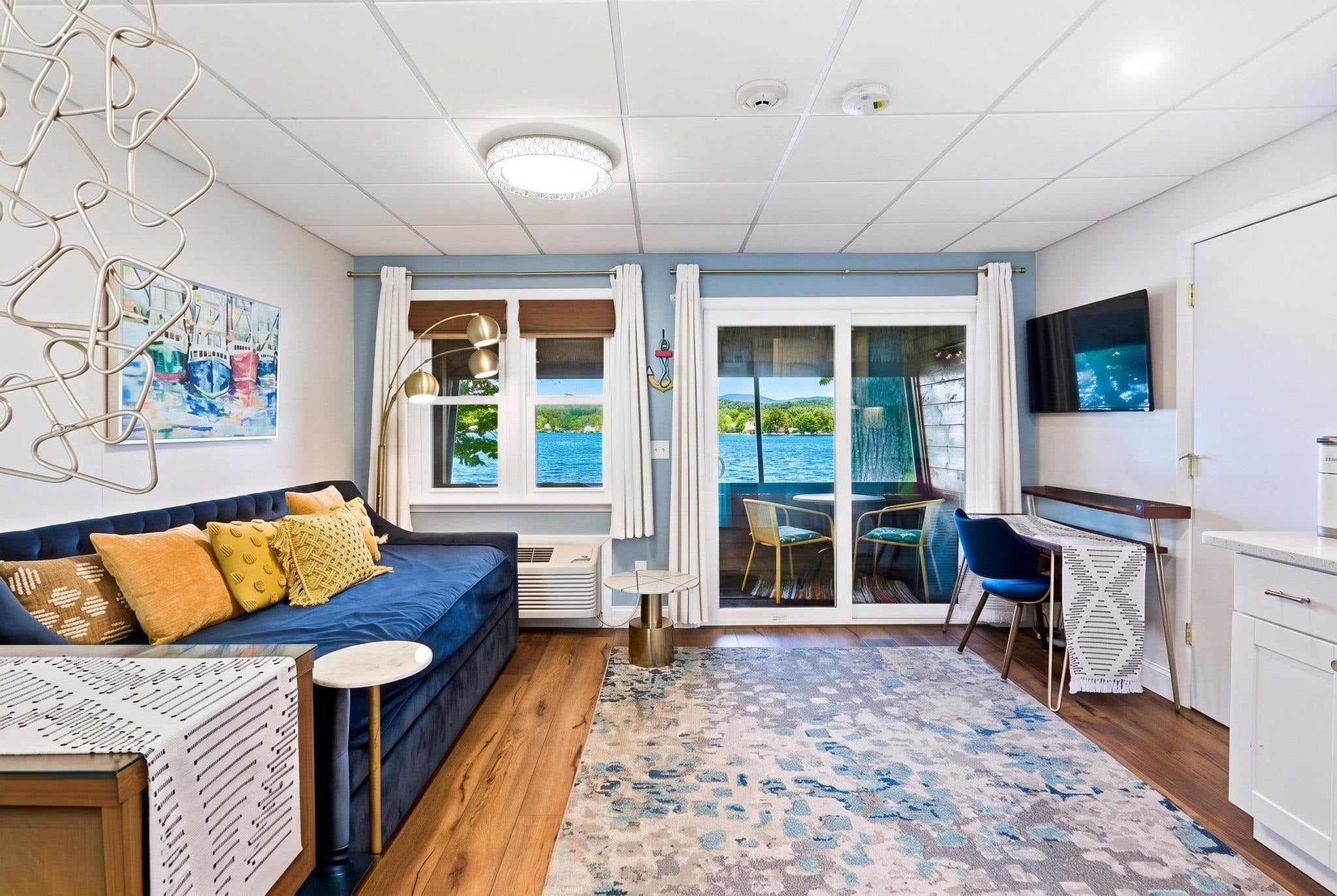885 Laconia Road 25-25A