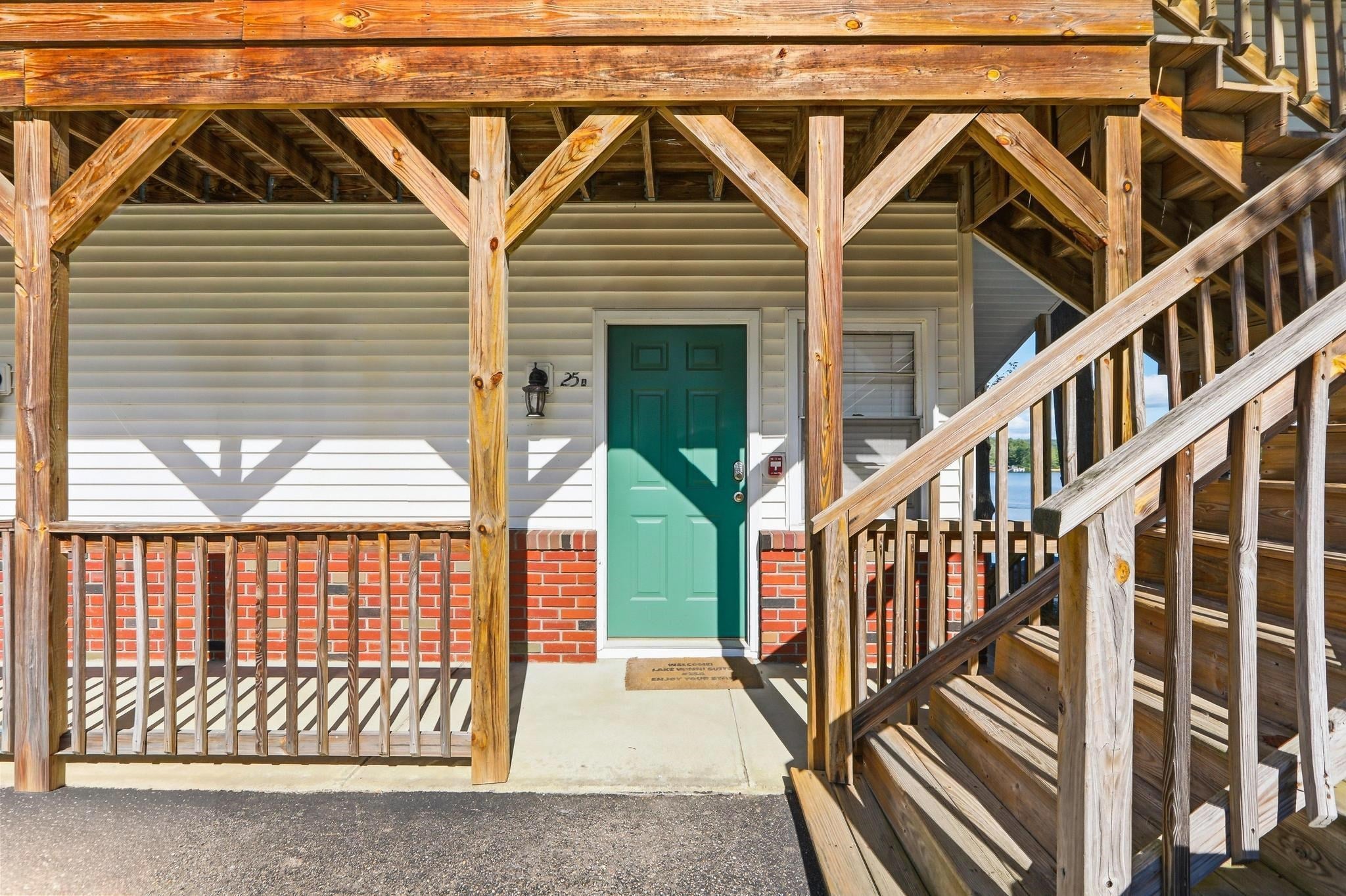 885 Laconia Road 25-25A