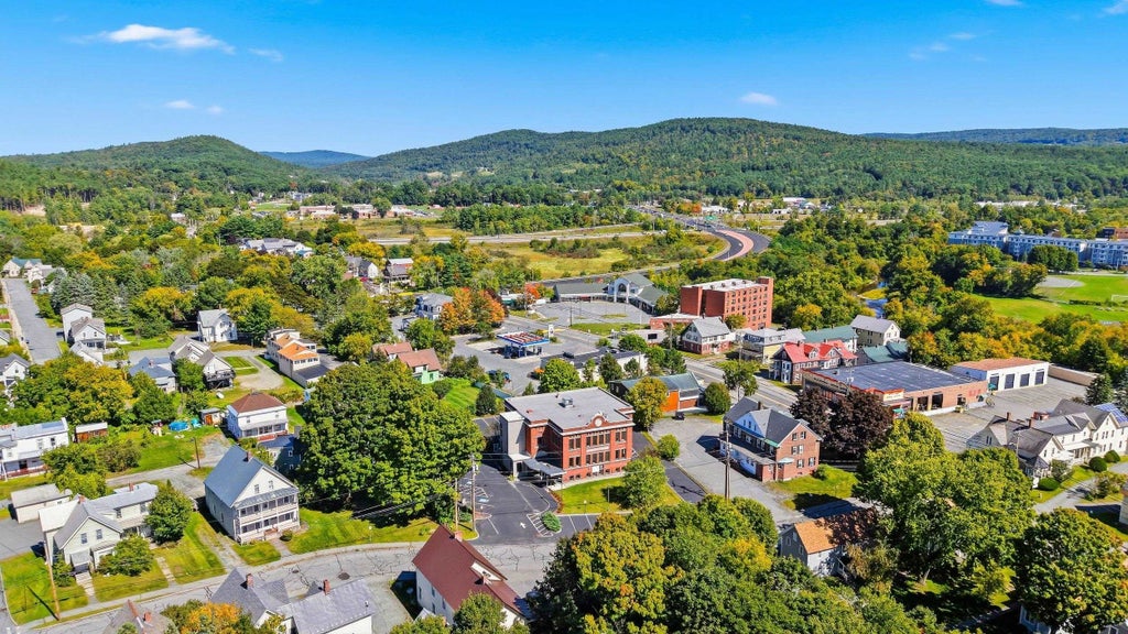 Photo of 11 Eldridge Street #1B, Lebanon, NH 03784 (MLS # 5112410)