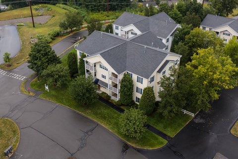 Photo of 5 Crosswoods Path Boulevard #11, Merrimack, NH 03054 (MLS # 5109114)