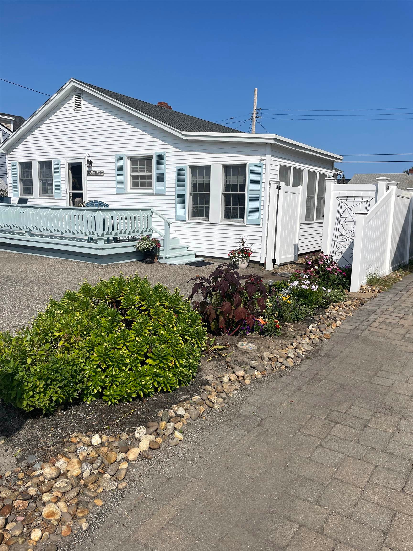 228 Bristol Street
