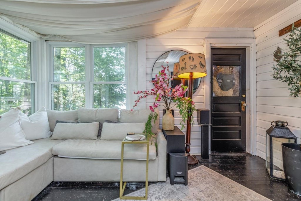 Photo of 8 Frost Road, Northwood, NH 03261 (MLS # 5110866)