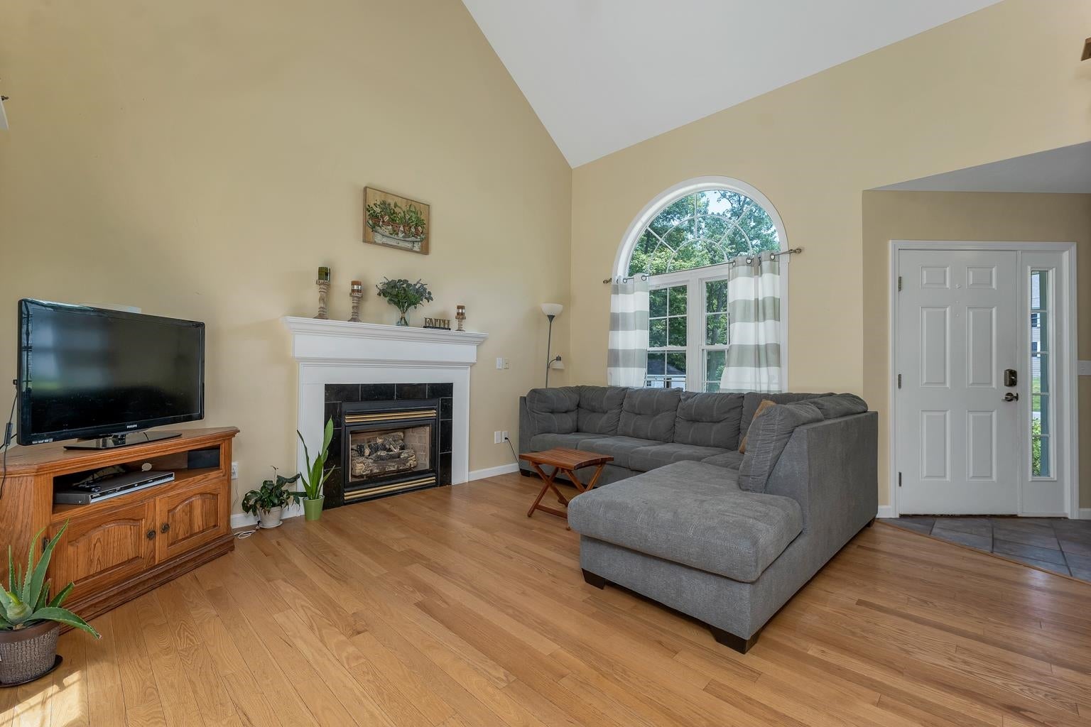 210 Kent Farm Road 2