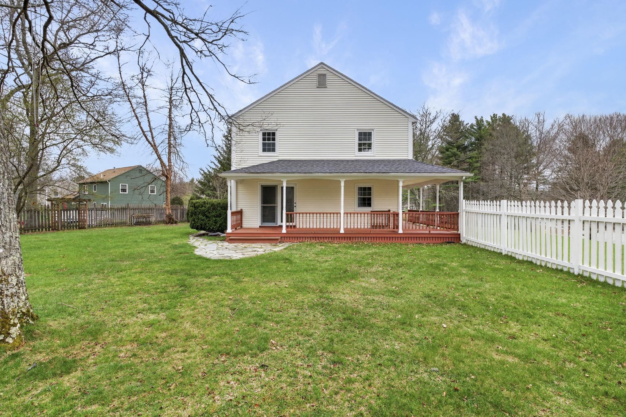 2 Windsor Drive