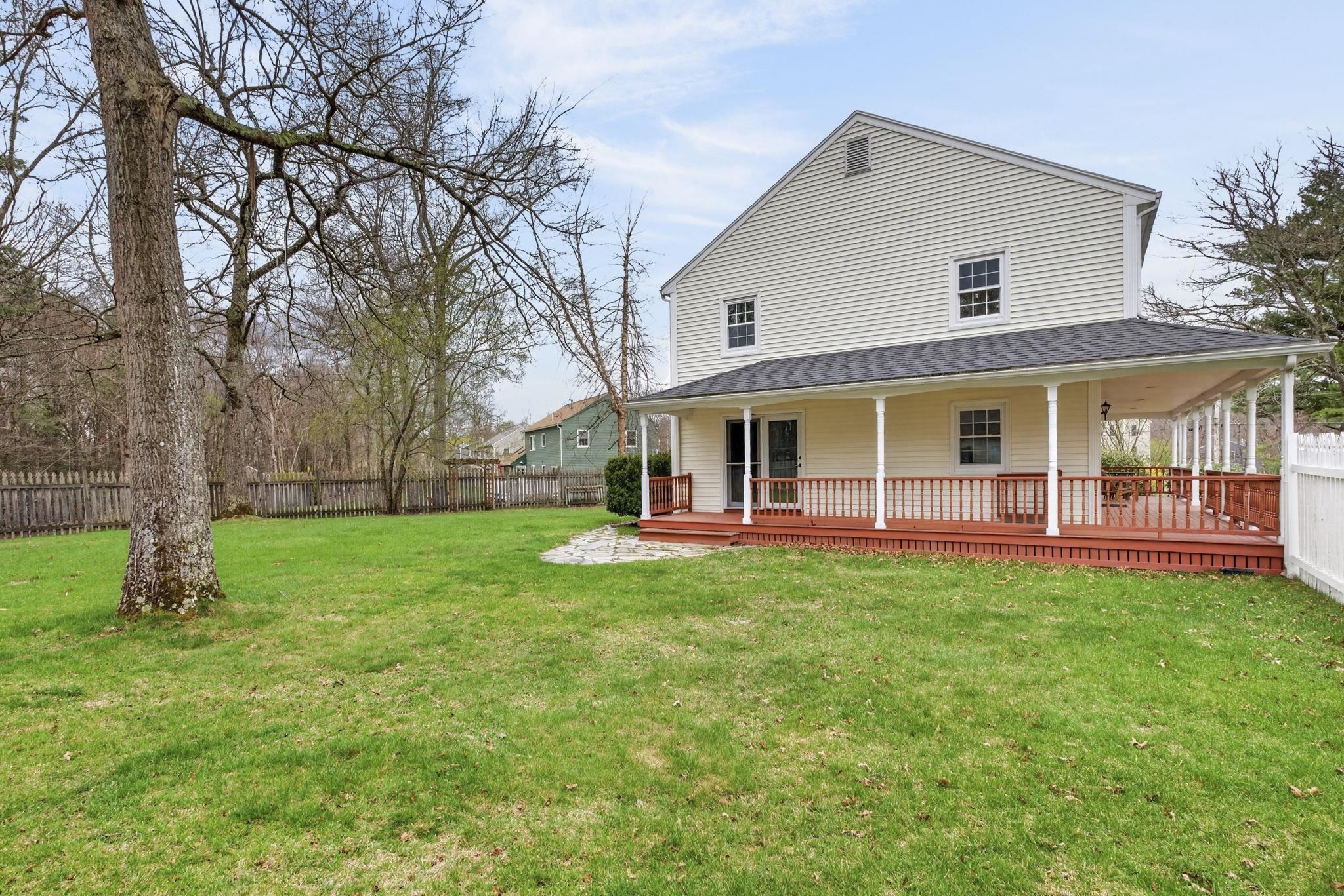 2 Windsor Drive