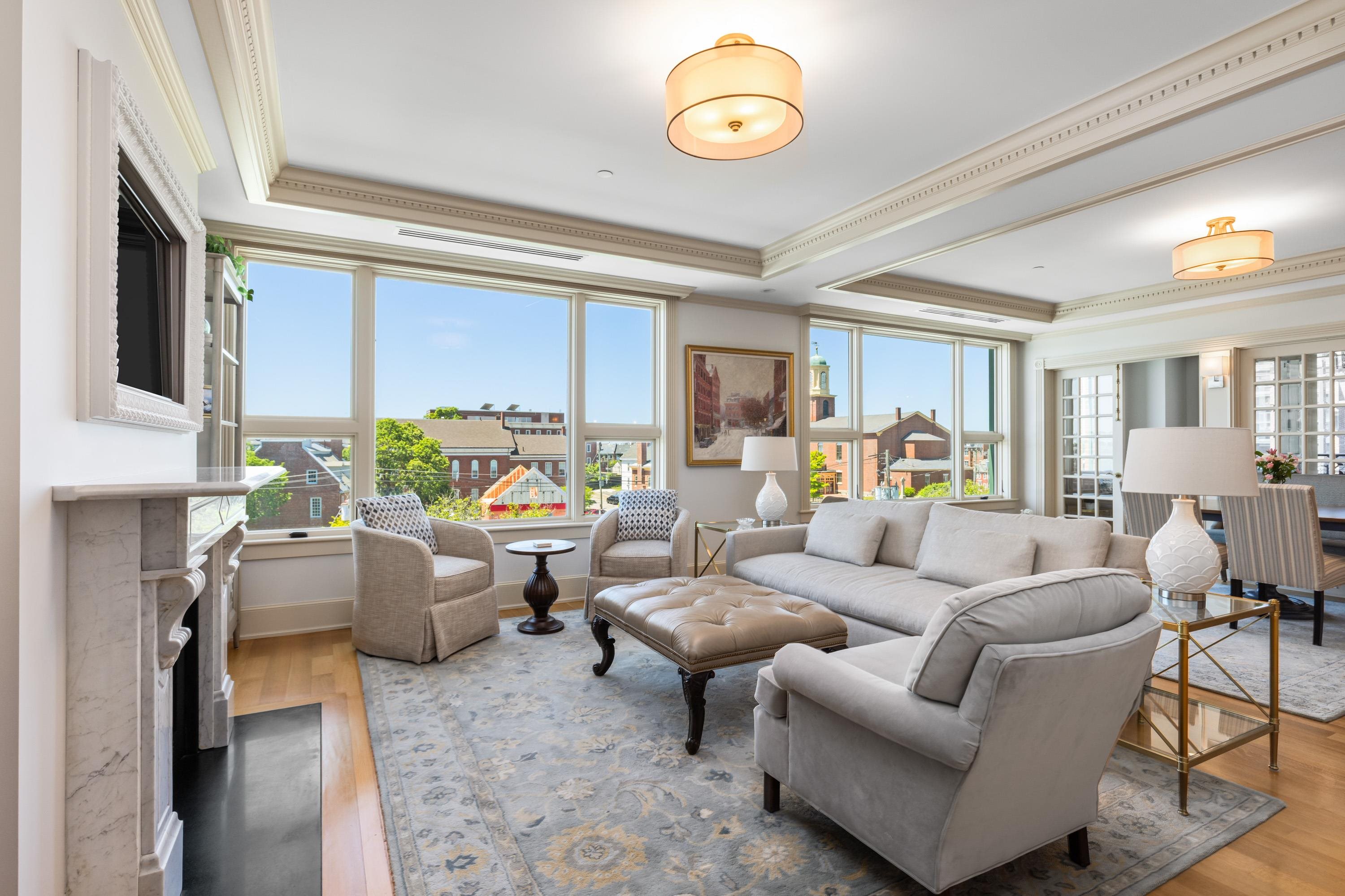 1 Harbour Place 4F