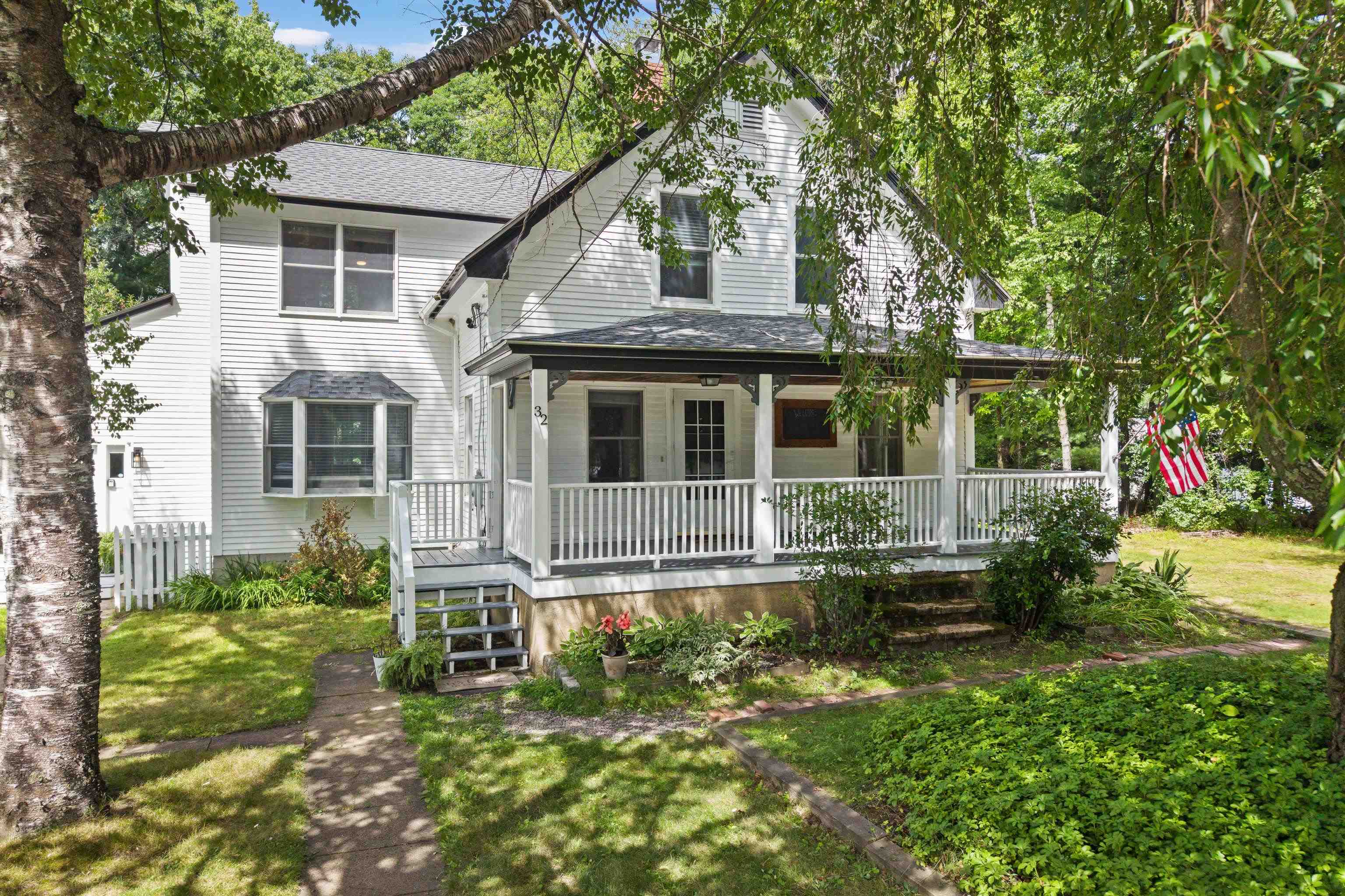 32 Alice Avenue