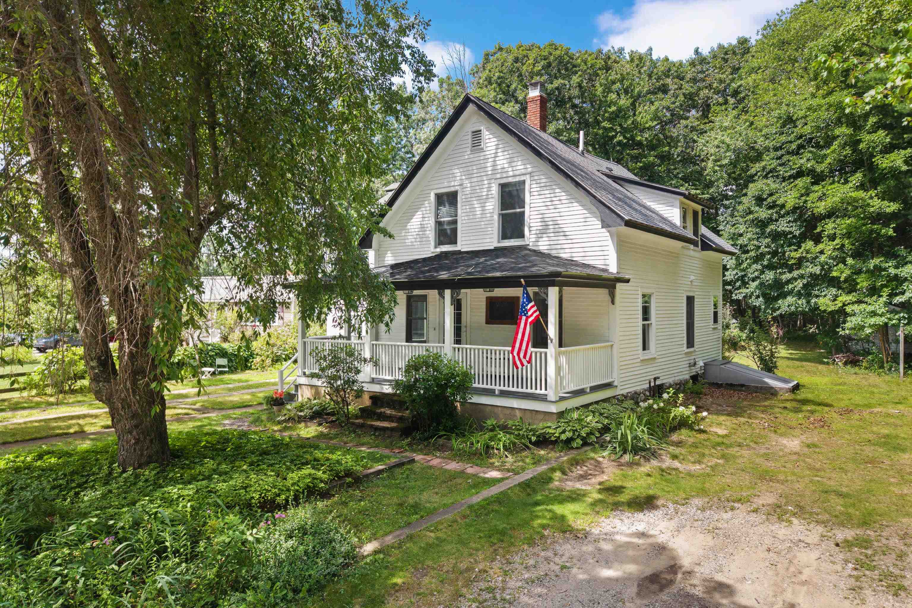 32 Alice Avenue