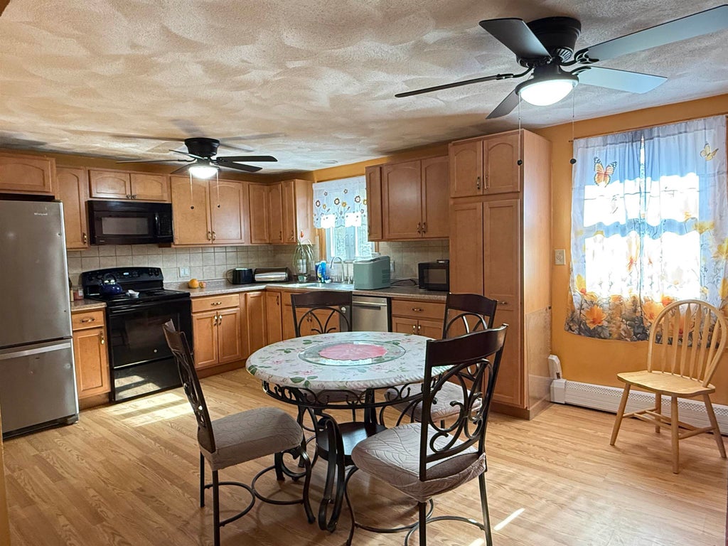 Photo of 79 School Street, Salem, NH 03079 (MLS # 5115444)