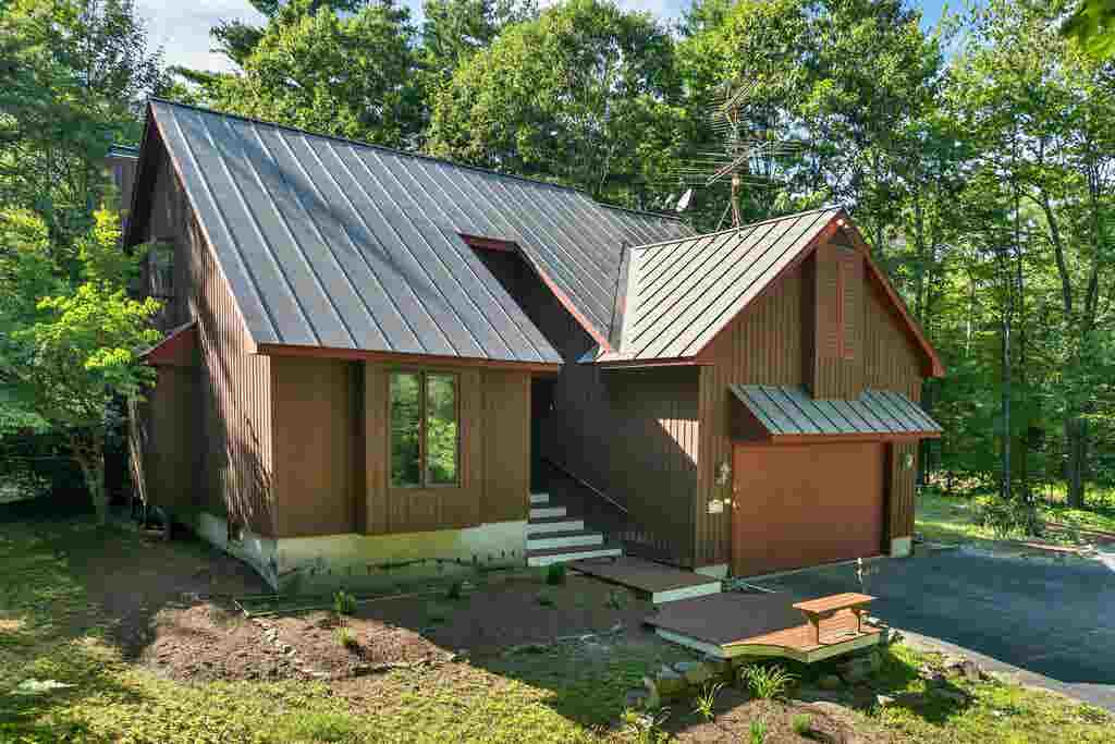 Photo of 56 Pine Ridge Road, Sunapee, NH 03782 (MLS # 5101904)