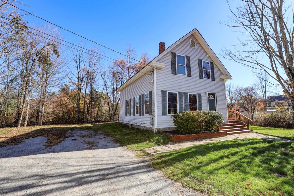 Photo of 7 Holman Street, Hillsborough, NH 03244 (MLS # 5115240)