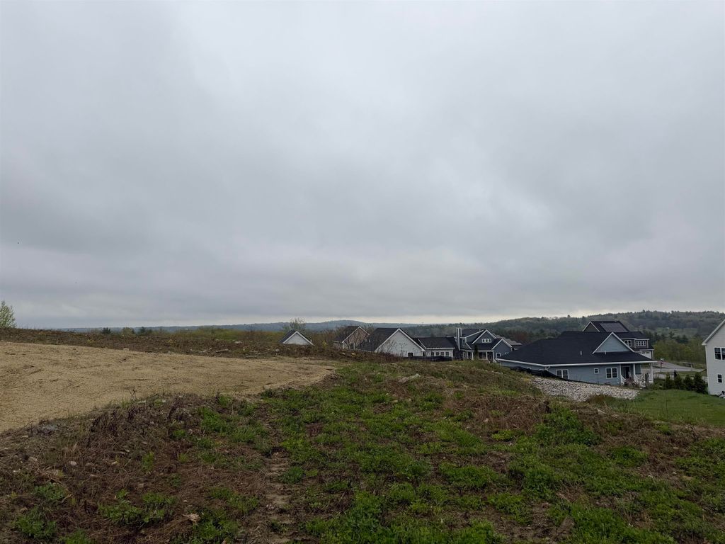 Photo of 21 Eisenhower Drive, Rochester, NH 03867 (MLS # 5089024)