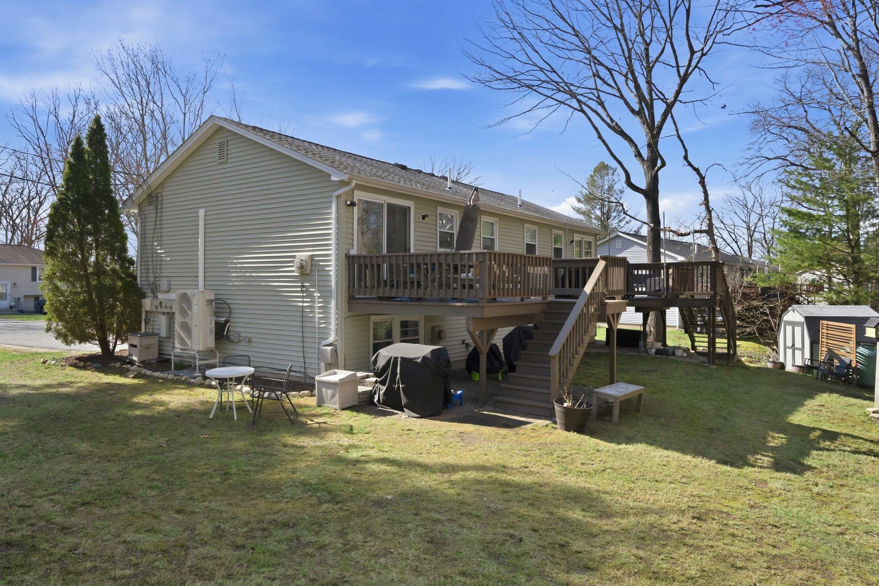 22 Derryfield Road R