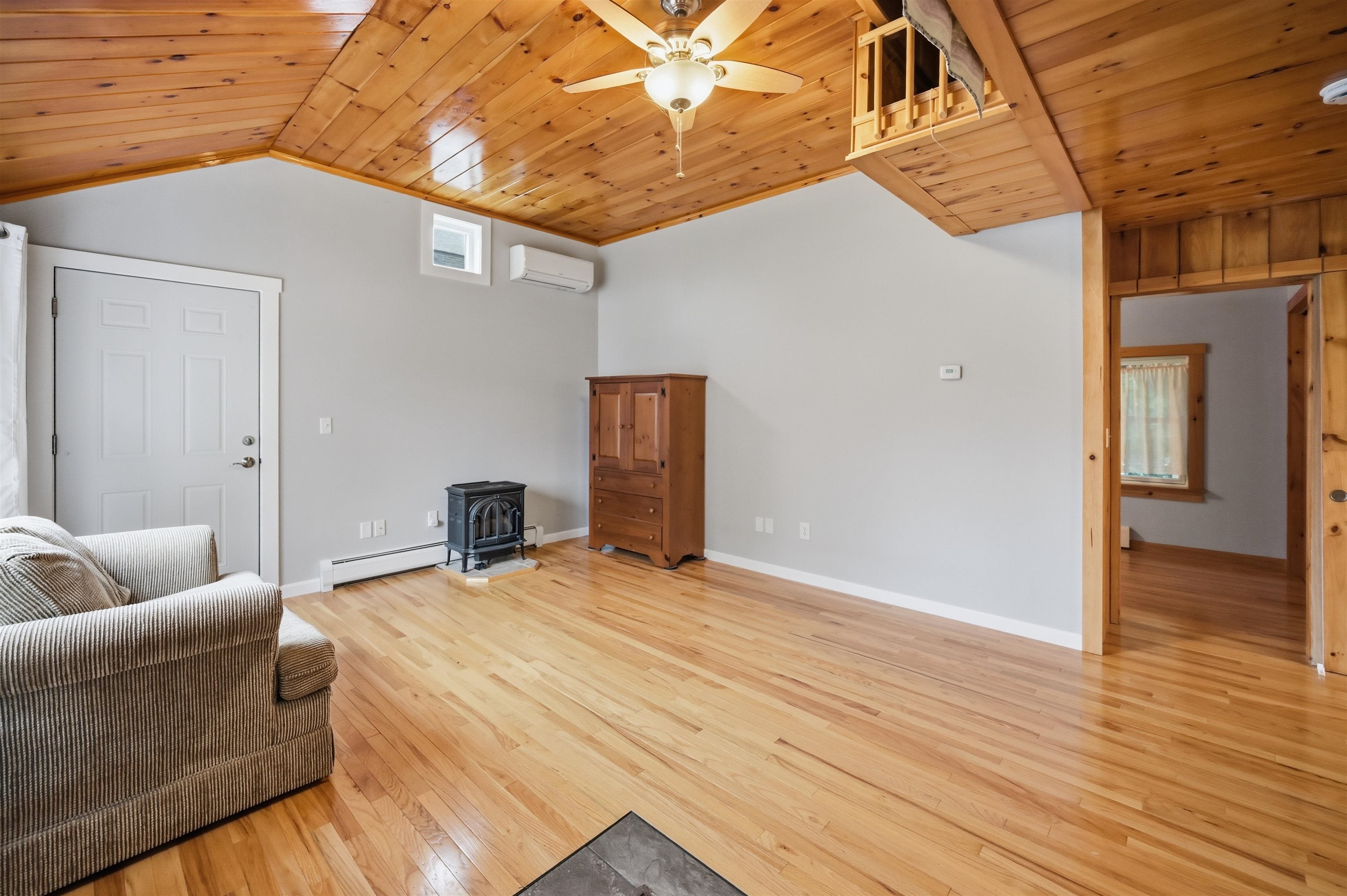 17 Joffre Street