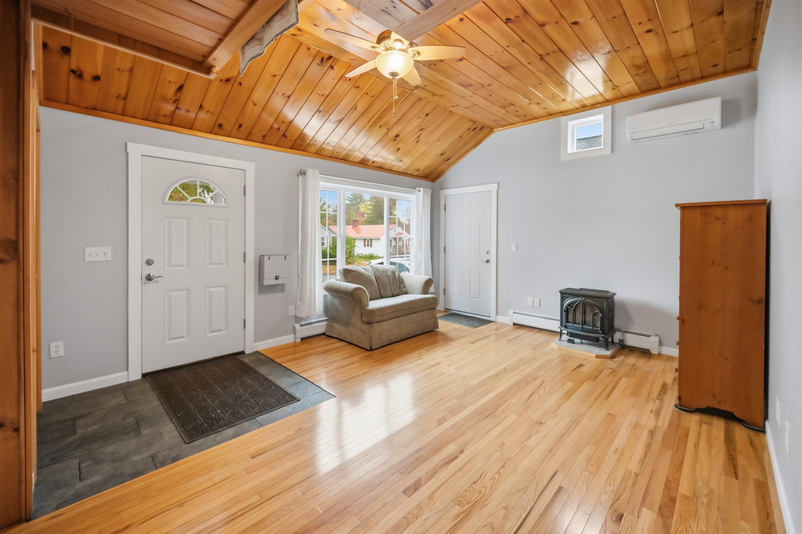 17 Joffre Street