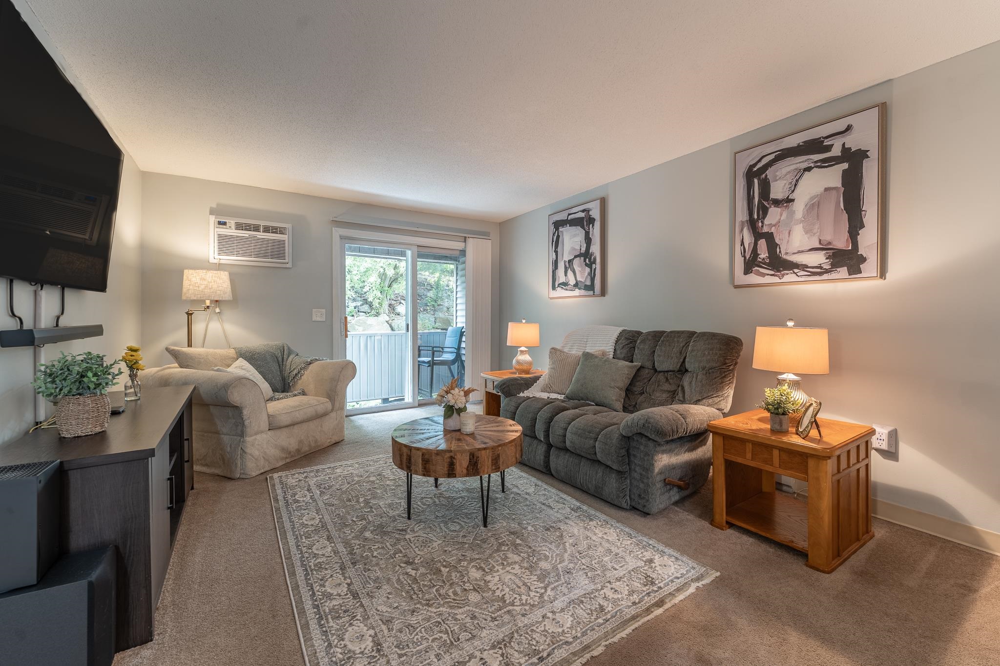 106 Eastern Avenue 204
