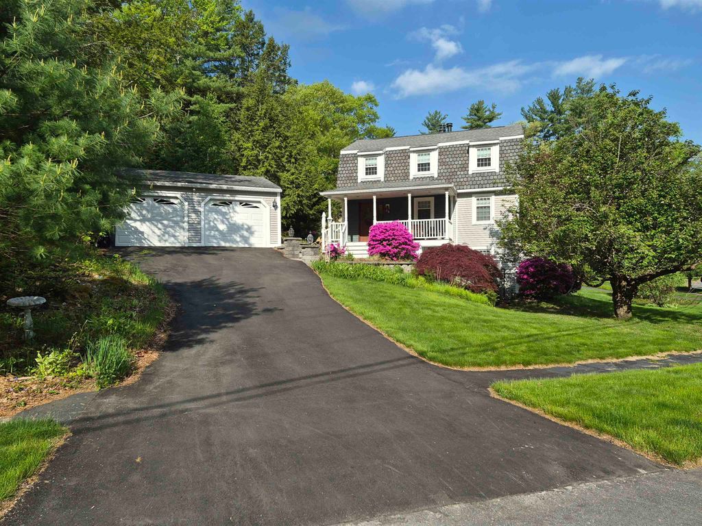 Photo of 20 Shelburne Road, Nashua, NH 03063 (MLS # 5089466)