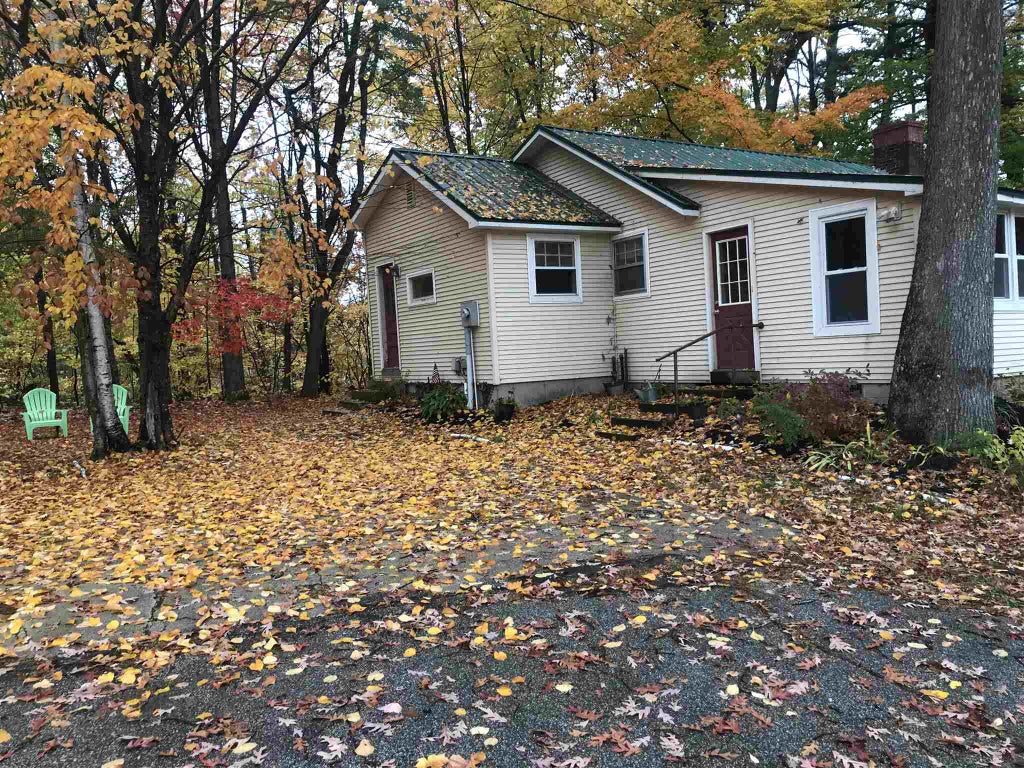 Photo of 24 McLoud Road, Holderness, NH 03245 (MLS # 5115003)