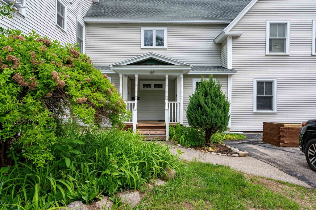 Photo of 196 East Main Street #Unit 5, Conway, NH 03818 (MLS # 5094680)