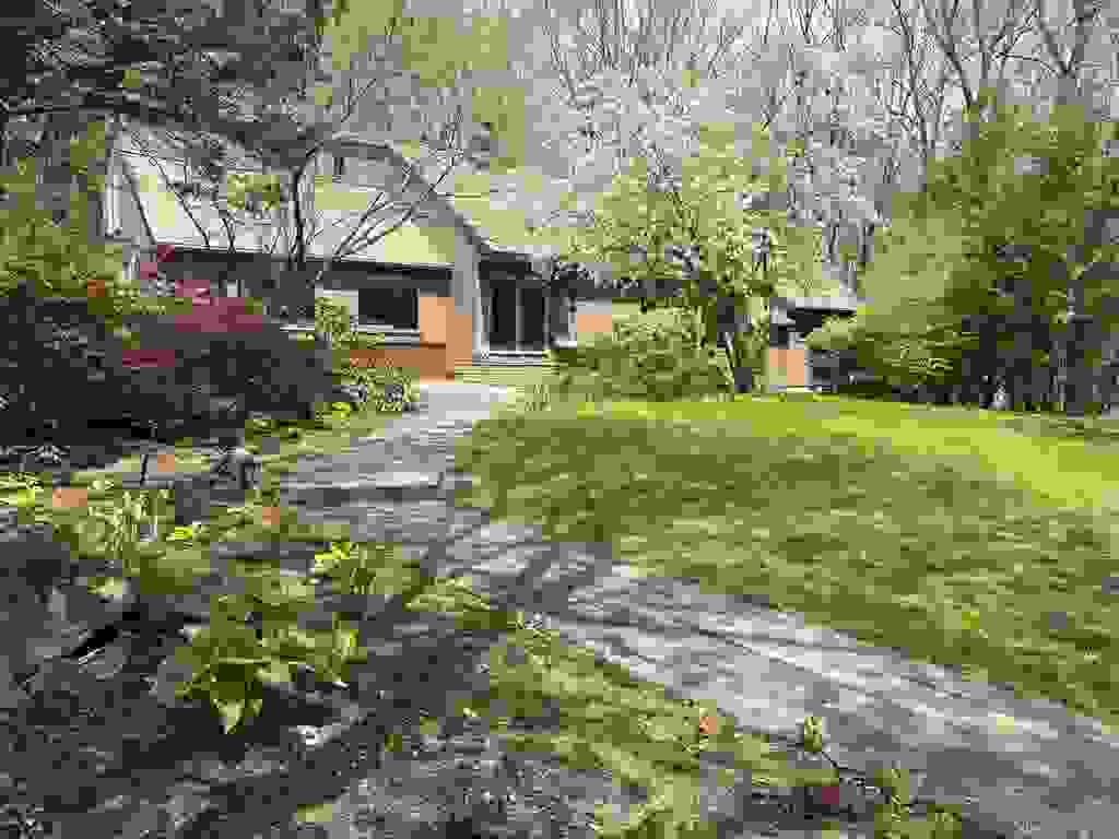 Photo of 4 Windsor Boulevard, Londonderry, NH 03053 (MLS # 5077834)
