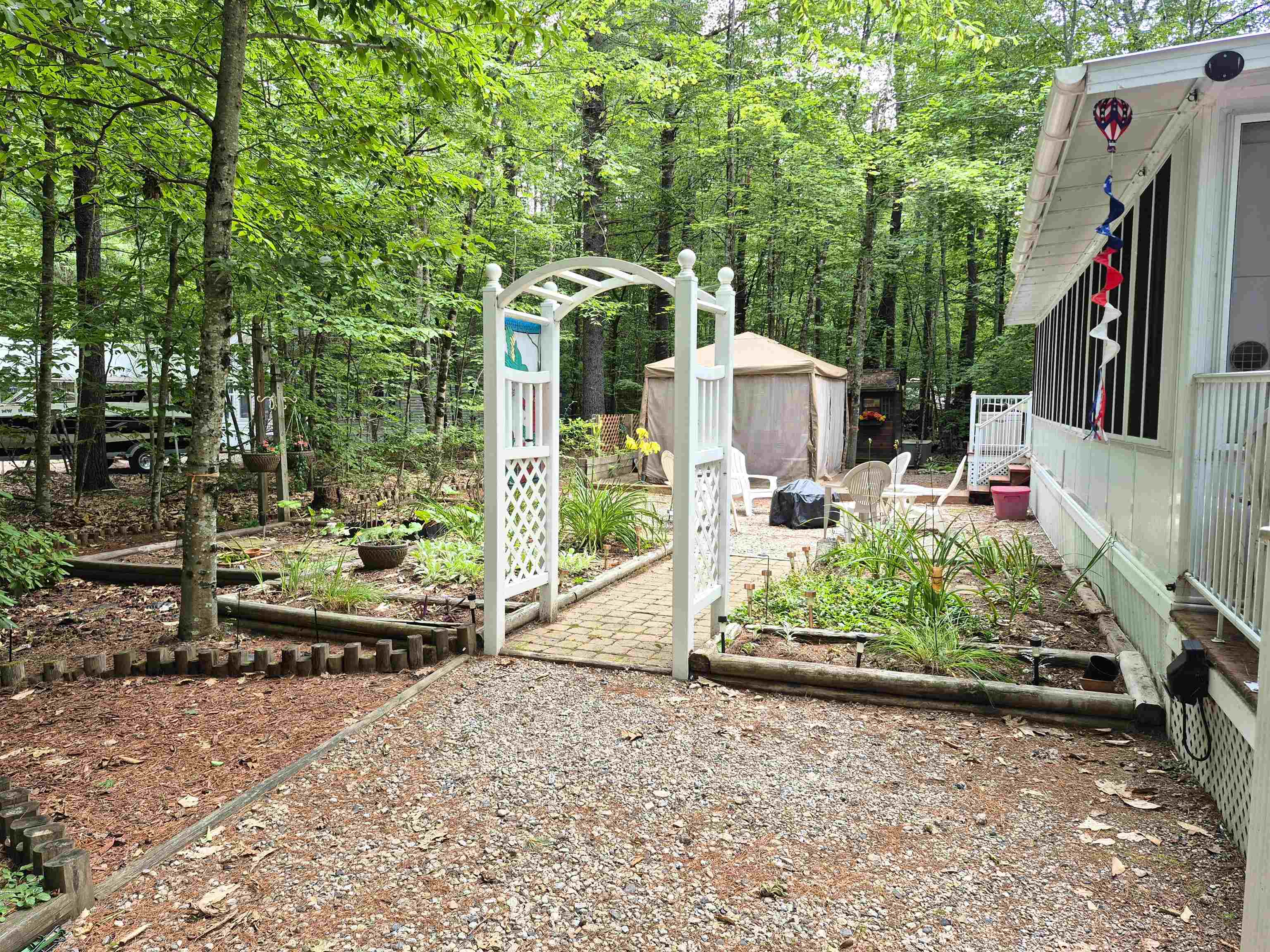 40 Pine Road