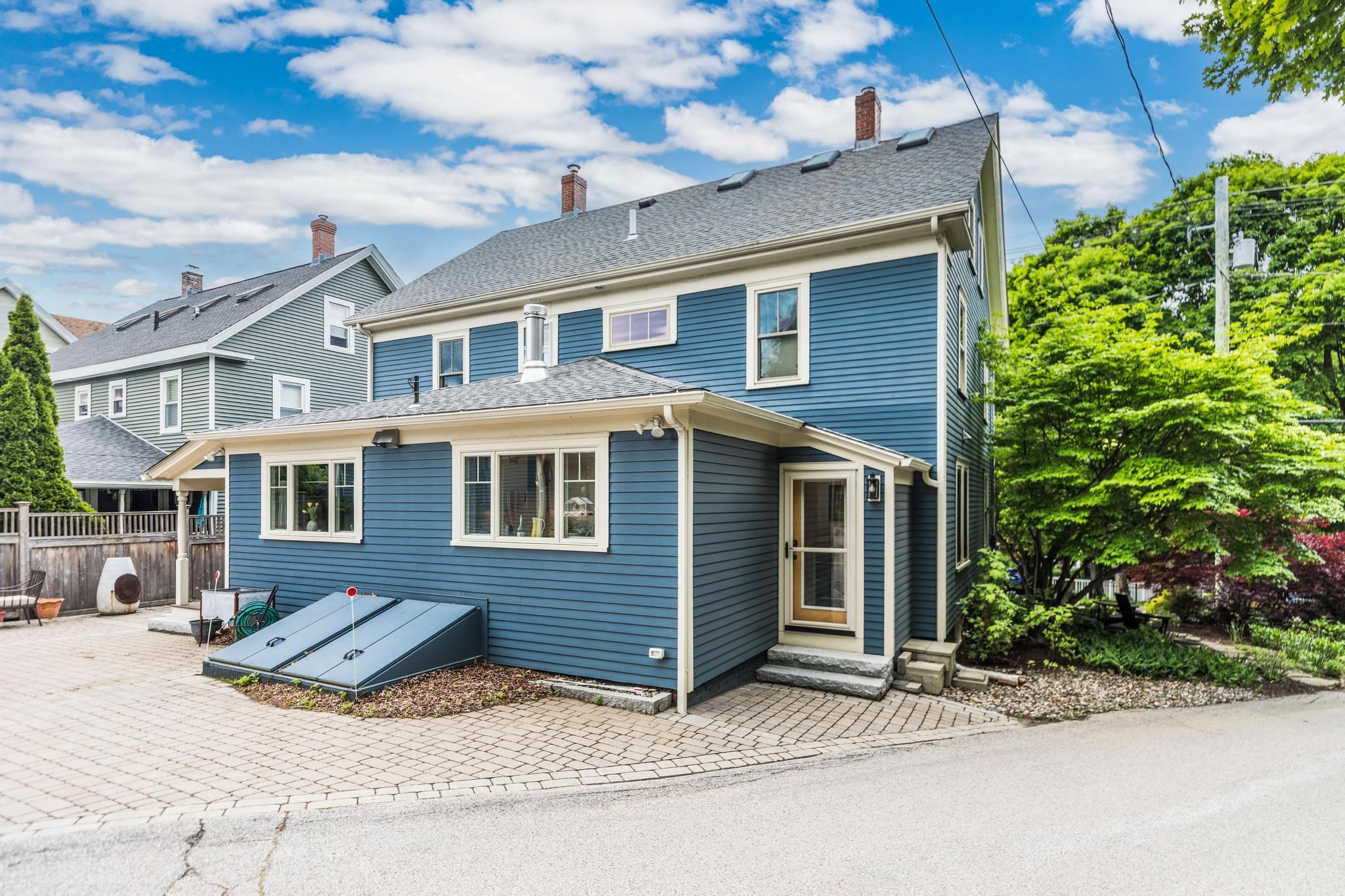 978 South Street 1