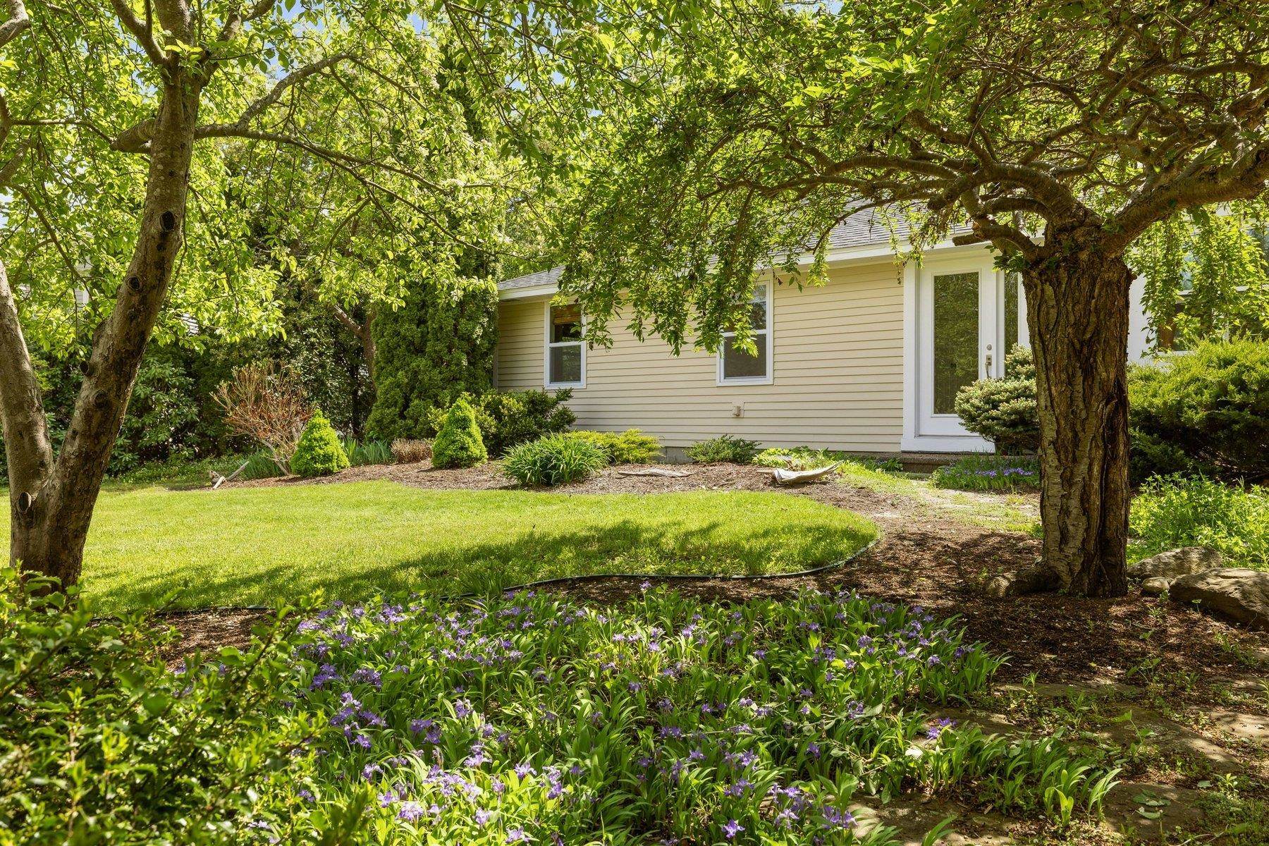 2 Bayberry Lane