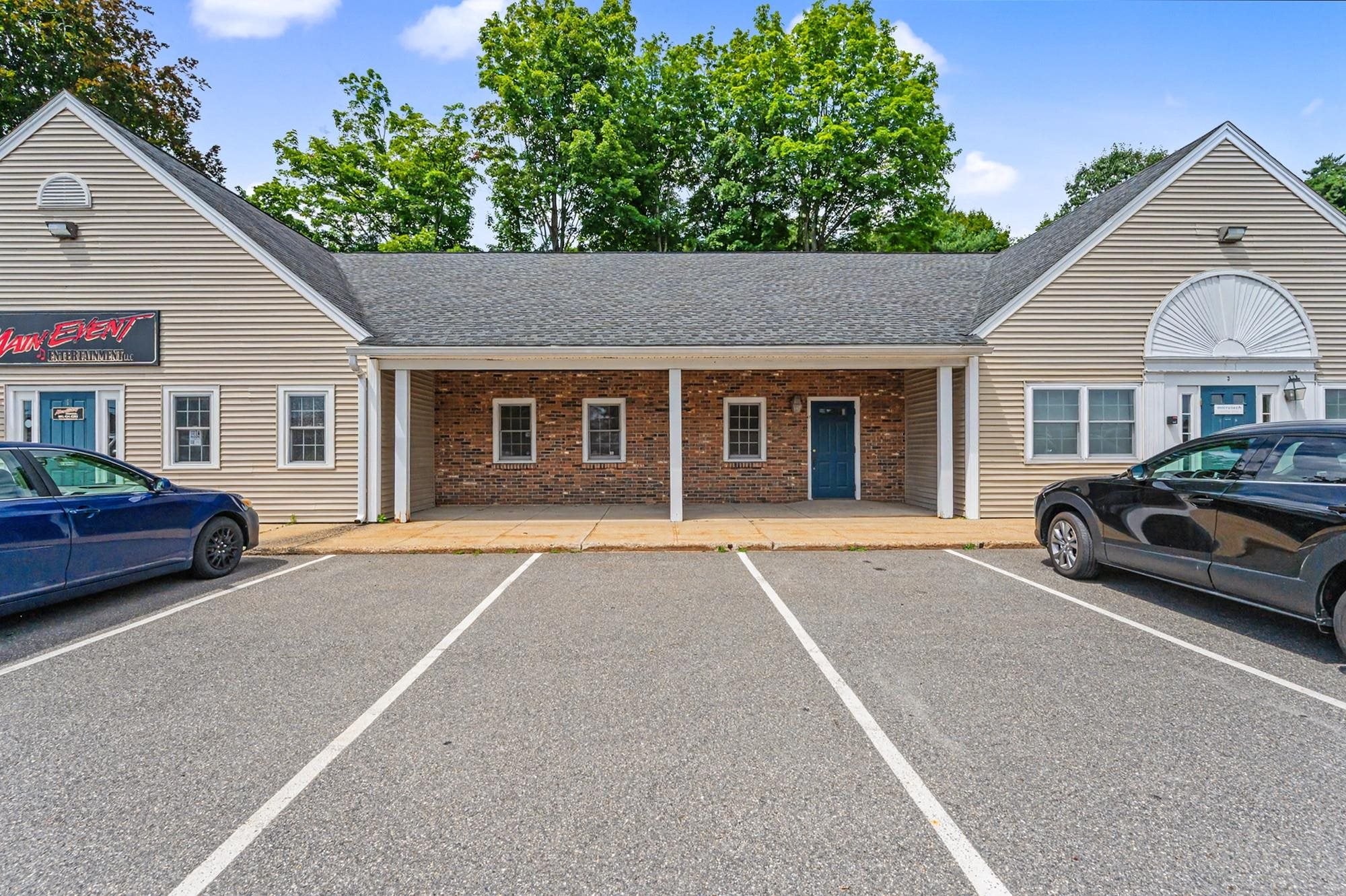 1A Commons Drive 2