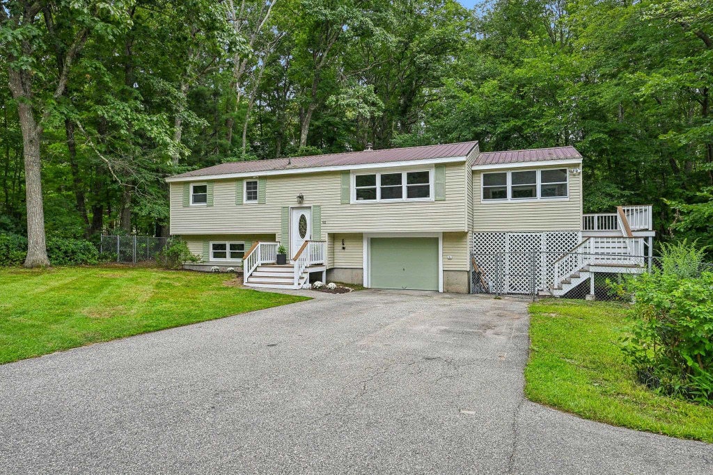 Photo of 92 Bypass 28, Derry, NH 03038 (MLS # 5106285)