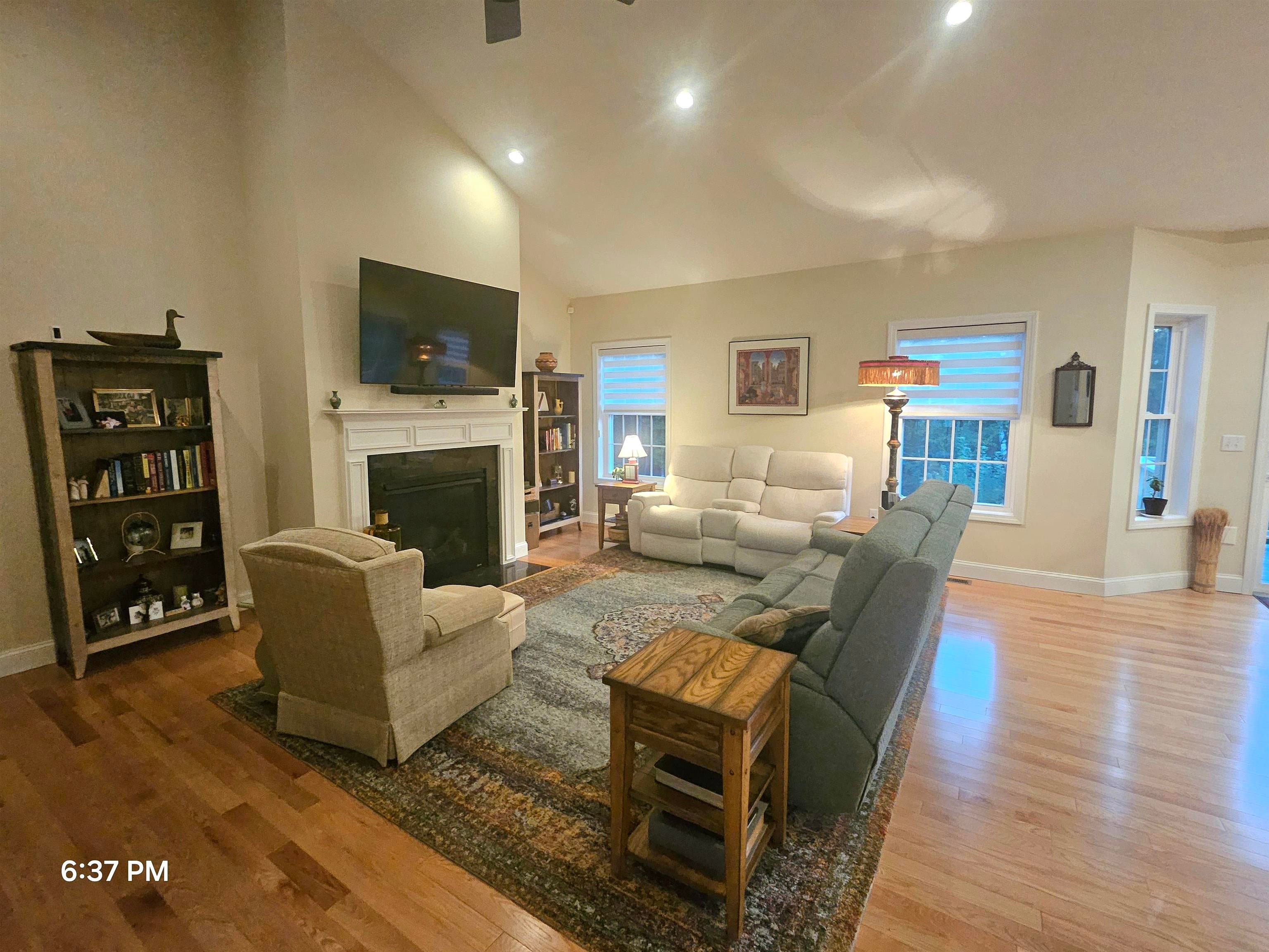81 Bentley Way 2