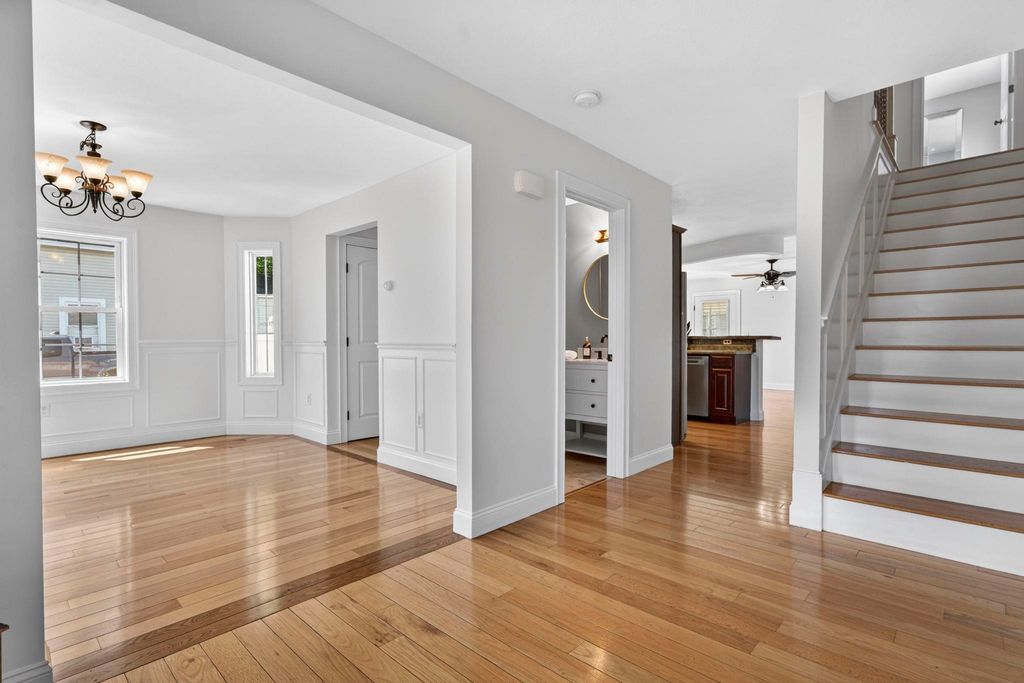 Photo of 75 McDuffie Street, Manchester, NH 03102 (MLS # 5094946)