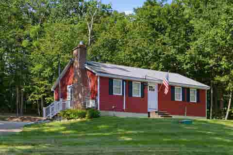 Photo of 401 Allard Farm Circuit Road, Conway, NH 03860 (MLS # 5106646)