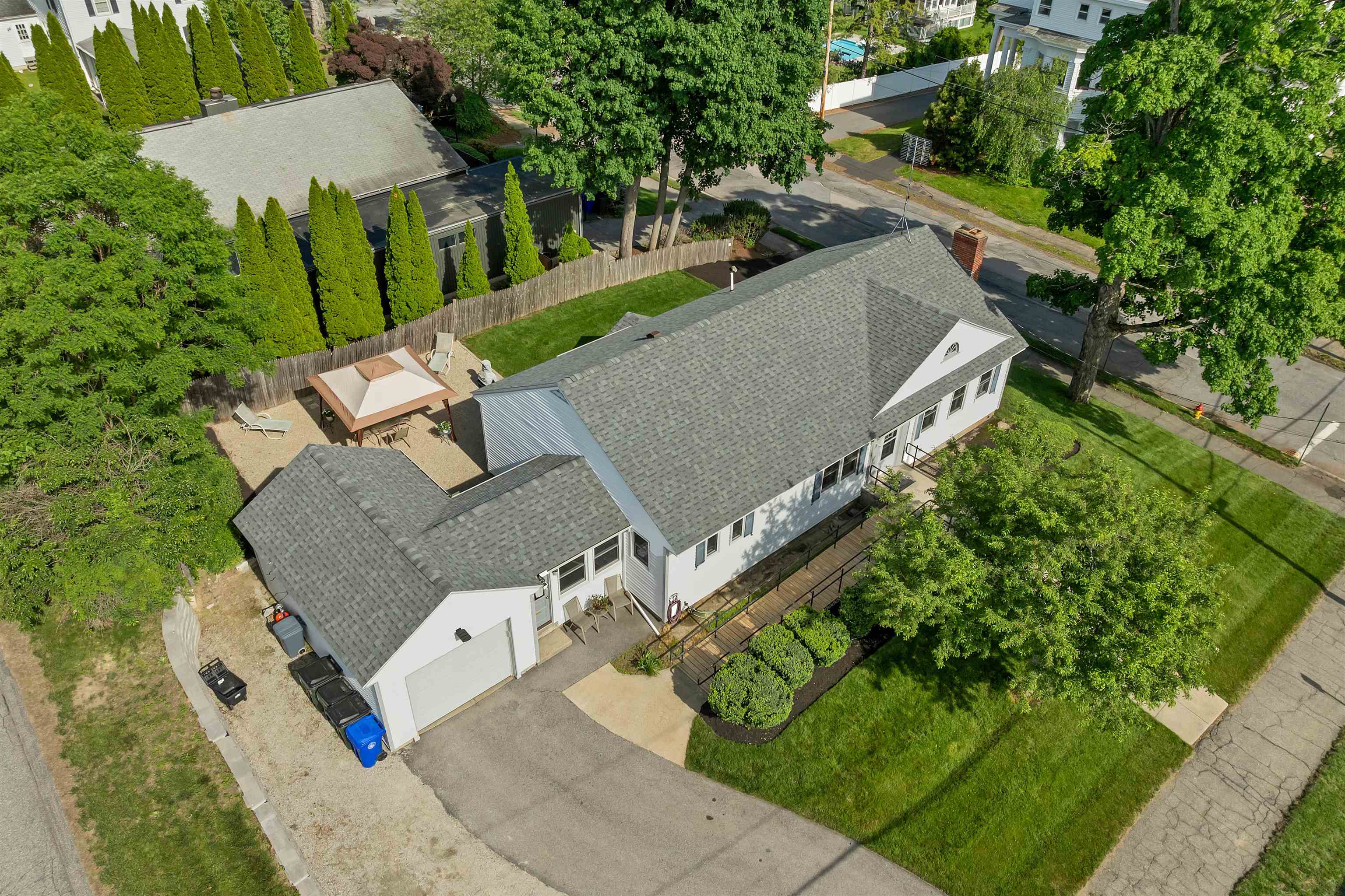 2263 Elm Street