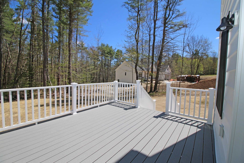 Photo of 429 Dawn Court #16, Pembroke, NH 03275 (MLS # 5114088)