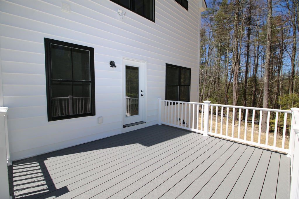 Photo of 429 Dawn Court #16, Pembroke, NH 03275 (MLS # 5114088)
