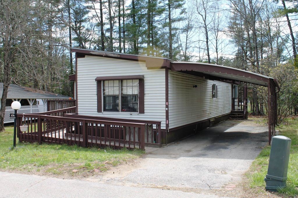 Photo of Goffstown, NH 03045 (MLS # 5087647)