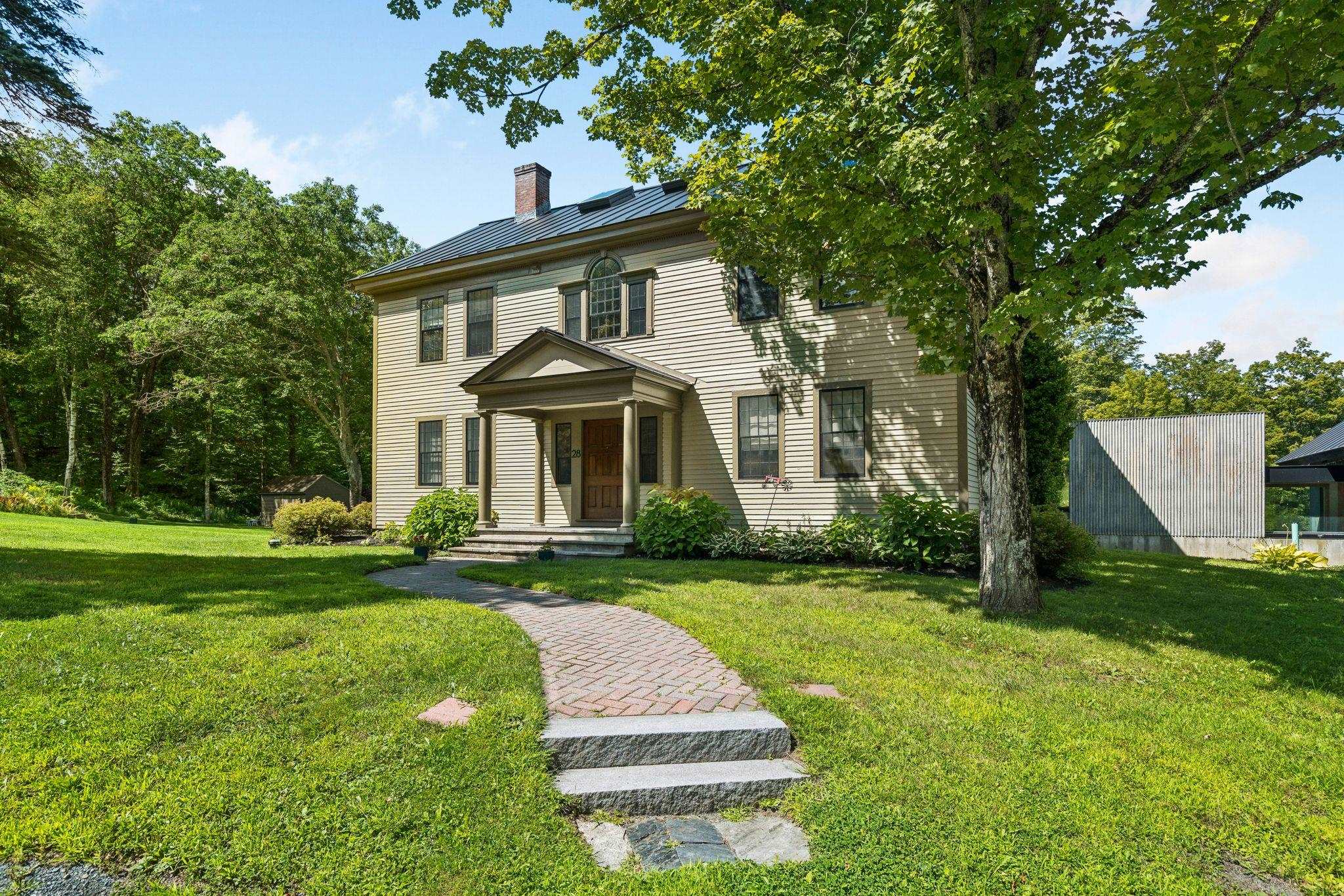28 Loomis Road