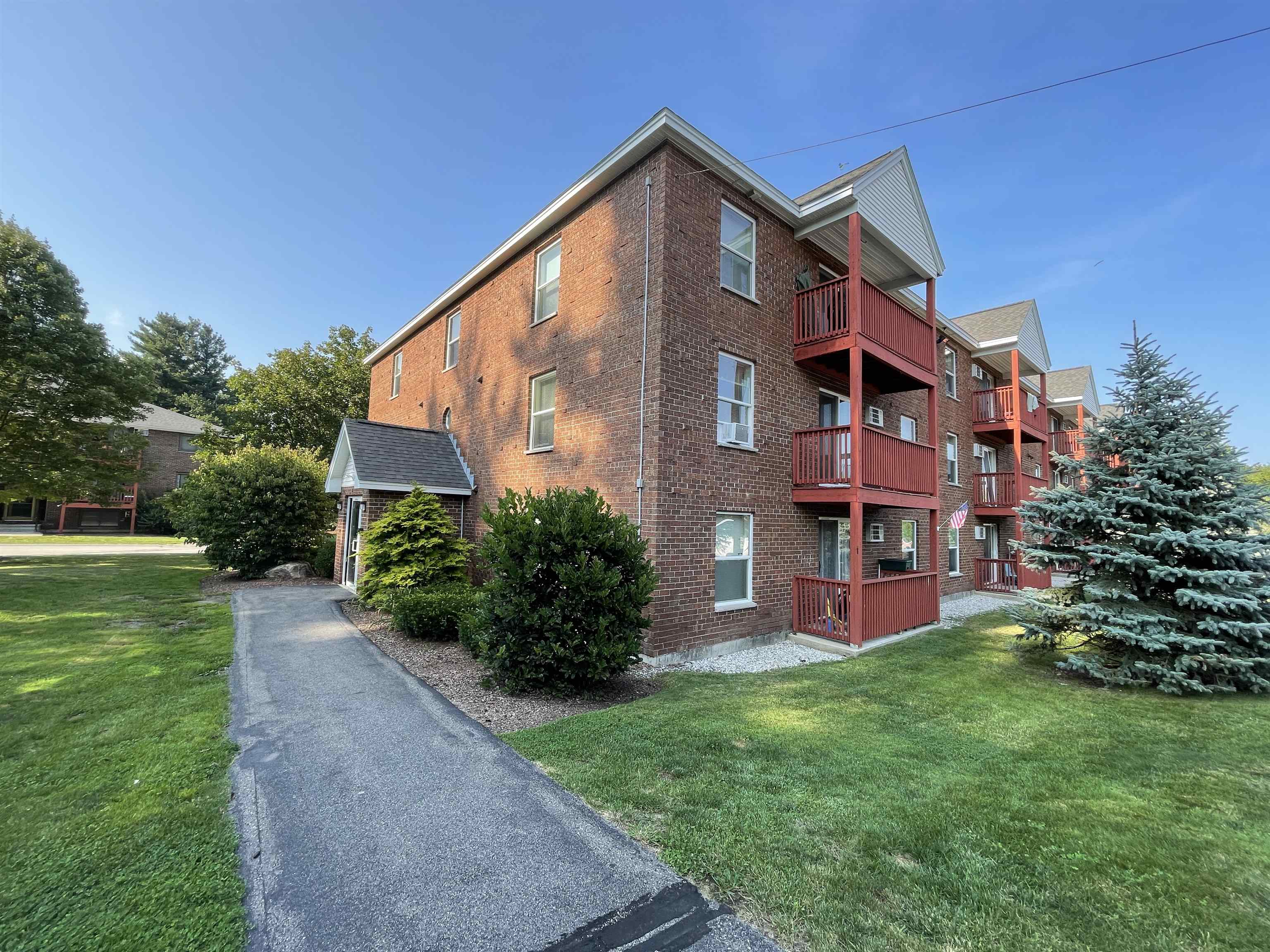 99 Powers Street 142