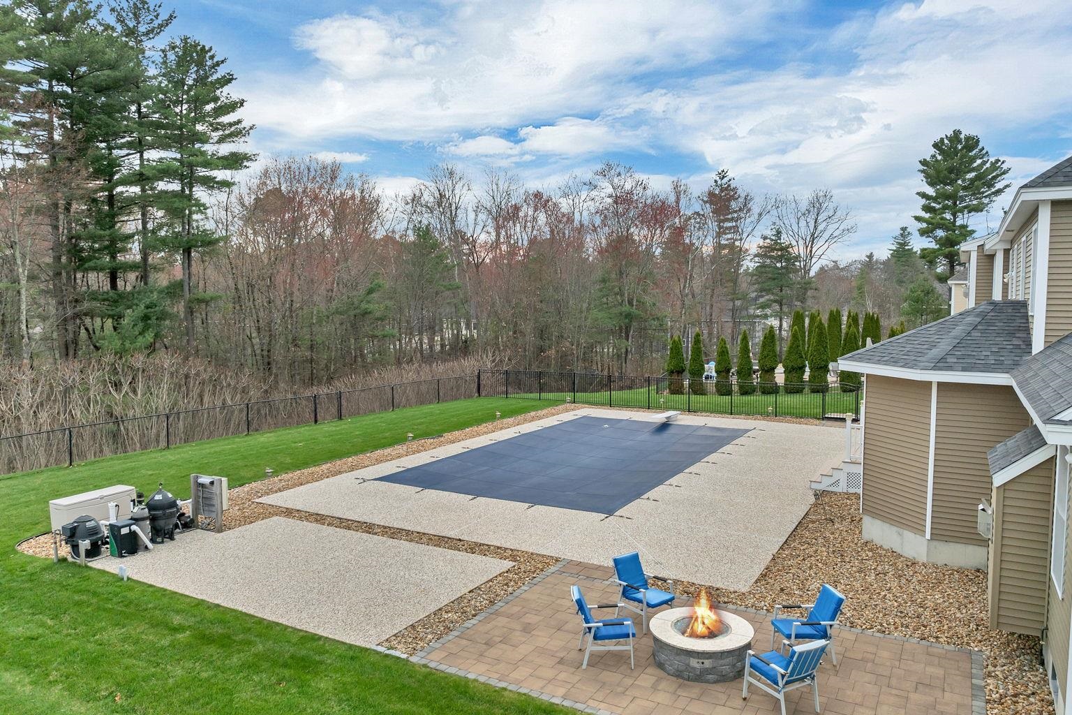 26 Lamplighter Lane