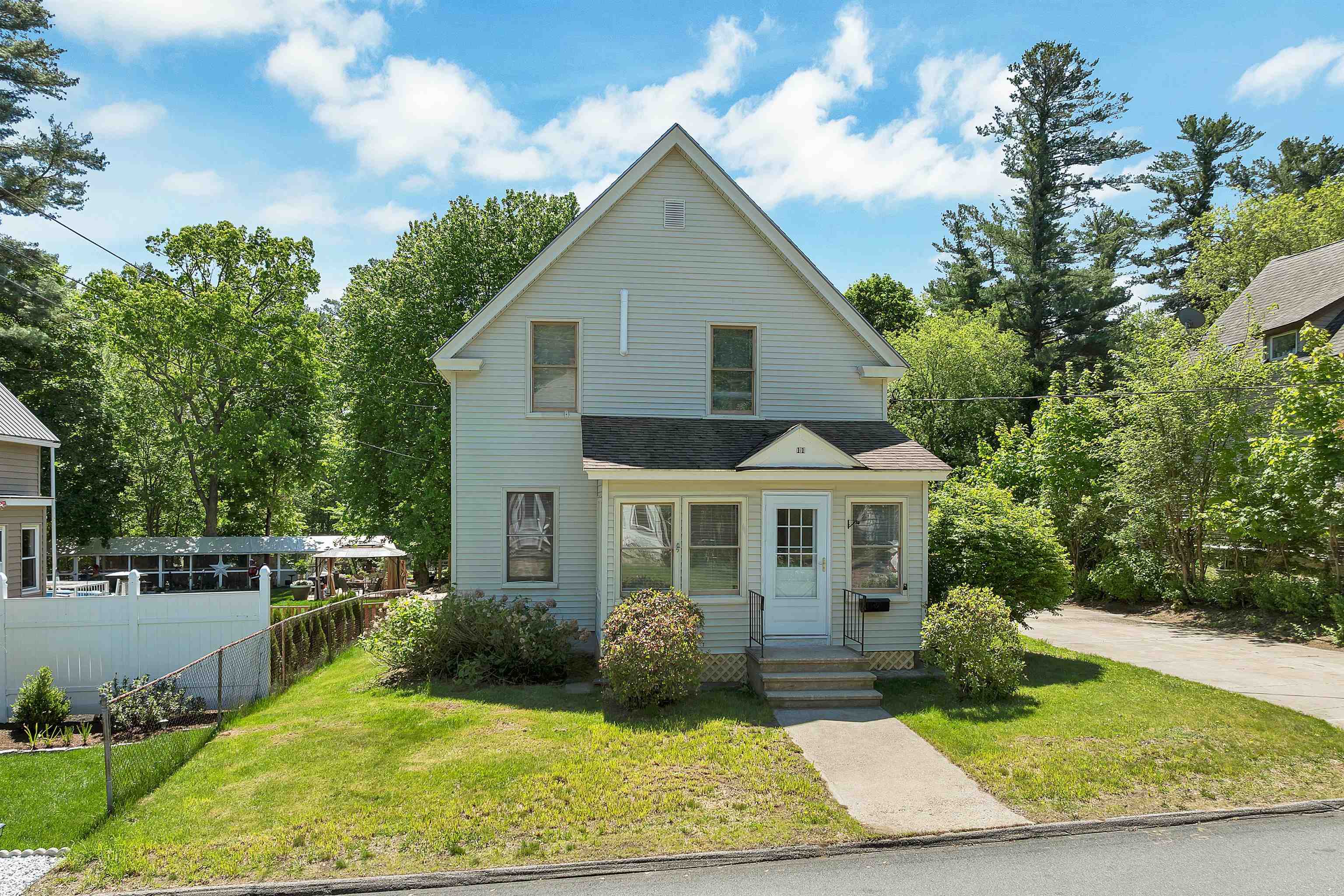11 Grove Street